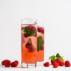 Raspberry Lemon & Lime Ginger Beer Cocktail
